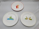 Jogo de 3 pratos rasos em porcelana com imagens de pontos turísticos carioca. Medindo 25cm de diâmetro.