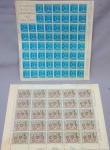 FILATELIA,   duas   (2)   folhas   de   selos   comemorativos   italianos, completas com 25 e 64 selos cada, de 40 e 90 liras, ambas não circuladas e com sinais de etiquetas colada no verso