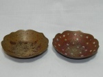 Dois bowls em bronze, com bordas onduladas ao gosto indiano alt.2cm e diam. 12cm.