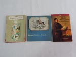 LIVRO (3) - Três livros sobre cerâmica: a) "Concise Marks and Monograms on Pottery and Porcelain", William Chaffers, 1994. Guia de marcas e monogranas de porcelana. b) "ELITE - Ceramiche i porcellane cinesi", livro em italiano fartamente ilustrado com imagens de cerâmicas. c) "Baroque Pottery in Hungary", Akon Kiss, 1966. Livro fartamente ilustrado com peças barrocas húngaras.