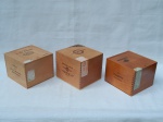 Três caixas de charuto colecionáveis em madeira: 2 de charutarias cubanas 