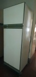 Geladeira Whit Westinghouse branca. 4.5 Super Freezer. Auto Defrost. No estado. Não testada. Medidas: 64 cm (L) x 72 cm (P) x 1,79 m (A). Retirada na Tijuca