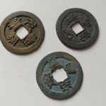 3. (3) Moedas de CHINA, Dinastia Sung, cunhadas em bronze entre 1038-1085.  