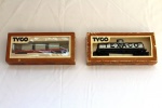 Vagões H.O, marca Tyco. em suas embalagens originais.  Produto conforme fotos, medidas (CxLxA): 19 x 9 x 4 cada caixa.  Qualquer dúvida favor perguntar até o dia anterior ao pregão!