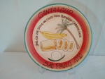 Um prato, marca Boa Lembrança (São Paulo, 2010), Cantaloup, medindo 26cm de diâmetro, delice de doce de leite com banana caramelizada.