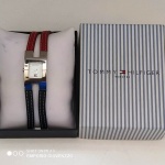 Relógio TOMMYHILFIGER feminino - F80132- Caixa de Aço - pulseira em couro - na caixa