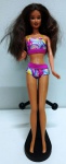 Antiga boneca Barbie  - marca mattel -  indonesia - cabelos  castanhos  -  1999 