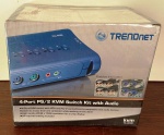 KIT DE SWICTH COM AUDIO PARA 4 PORTAS OS/2 KVM - NA CAIXA LACRADO 
