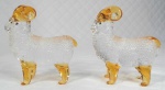 MURANO - Decorativa dupla de miniaturas de cabrito montês em murano ricas em detalhes. Medem 7 x 6,5 cm cada.
