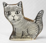 PALATNIK – Escultura cinética representando felino em resina de poliéster de manufatura Abraham Palatnik. Medindo 9,5 cm de altura por 9,5 cm de comprimento. 