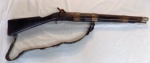 ANTIGA MOSQUETE CONFECCIONADA EM FERRO E MADEIRA.  PEÇA SOMENTE PARA USO DECORATIVO E DESATIVADA EM FUNÇÃO DA LEGISLAÇÃO VIGENTE. MEDINDO 110 CM COMPRIMENTO