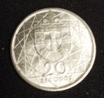 Portugal moeda prata 20 Escudos, ano 1966, PESO 10,02 gramas. Trazendo no verso a imagem da Ponte Salazar