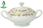 PORCELANA CP - CZE-CHUSLOVAKIA - Belíssimo Açucareiro, em fina porcelana tcheca, com delicada guirlanda floral, filetada a ouro, com marca da manufatura na base. Dimensões: 10 cm X 18 cm X 13 cm (Alt./Comp. entre pegas/Diâm.). x