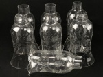 Sete Antigas Mangas para lustres, em cristal com decoração floral. Dimensões: 19 cm X 11 cm (Alt./Diâm.).