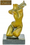 E. DOLABELLA - NÚ FEMININO - em bronze maciço polido, sobre bloco de granito preto, assinatura na perna direita e na placa do granito. Dimensões: 16,5 cm X 7 cm X 5 cm (Alt./Comp./Larg.).