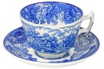 ENOCH WOODS ENGLISH SCENERY - WOODS & SONS - ENGLAND - Belíssima Xícara de Café e seu respectivo pires, em fina porcelana inglesa, no padrão "Blue & White", com decoração dita "Fazendinha". Dimensões: 5,5 cm X 7 cm (Alt./Diâm.). xl