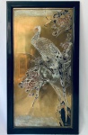 Quadro em metal decorado com pavão em tom dourado, assinado. Apresenta desgastes. Med. 1,33x0,72 m.