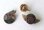 MILITARIA - Lote com três antigos bottons de aviação.