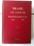MILITARIA - Raro livro editado na SESQUICENTENÁRIO DA INDEPENDÊNCIA com um resumo da história do Brasil e publicado pela DIVULBRÁS, agência estatal.