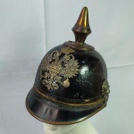 MILITARIA - CAPACETE DO IMPÉRIO RUSSO, Conhecido por Pickelhaube ou Capacete de Ponta. Tanto o Emblema frontal quanto a Ponta de lança são reposições - H