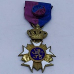 Medalha da Real Sociedade Filantrópica Belga com fita (25)