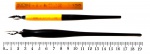 Colecionismo/canetas - Duas (2 peças) canetas de pena para molhar no tinteiro. As duas canetas são de material sintético antigo. A maior mede 19,5 cm e a menor (amarela e preto) mede 16,5, ambas medidas com as penas acopladas. Material em muito bom estado de conservação e plenamente operacionais.