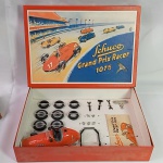 Brinquedo antigo Schuco Grand Prix Racer, na caixa original e ainda não montado.