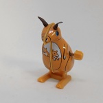 Brinquedo antigo de lata - Lindo kanguru que funciona a corda (podemos mandar um vídeo a quem solicitar). Fabricado pela Yone no Japão. Mede aprox. 6cm de altura