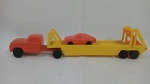Brinquedo antigo cegonheira fabricada no Brasil pela Indústria de Brinquedo Rabaker de Pomerode SC - O cavalo mecânico e o carro são bolha e a cegonheira é plástico duro. O conjunto mede 31cm de comprimento