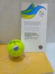Rafael Nadal - Memorabilia Oficial  Homenagem à 1ª edição dos Jogos Olímpicos realizados pela nação brasileira -  Rio 2016 - Bola de tênis #5, com base de acrílico (nº de série KMQCKTY), utilizada na rodada 2, R. NADAL (ESP) X A. SEPPI (ITA) - Tênis Simples Masculino  item de coleção. Acompanha certificado de autenticidade com holograma e número de série.  Nadal foi medalhista de ouro nas duplas nesta edição e quarto lugar no simples.