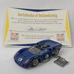 1966 Lola T70 Spyder GMP Spyder #16 Penske Sunoco - Miniatura diecast na escala 1/43 fabricada pela GMP. Linda e extremamente detalhada. Edição Limitada. Abre a tampa do motor. Essa miniatura foi feita em dezembro de 2001 e é 1 de 2004 fabricadas pela marca.