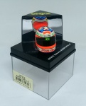 Miniatura Onyx Capacete F1  HF032 Rubens Barrichello  escala 1:12  item de coleção na embalagem original -  miniatura íntegra.