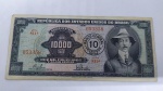Cédula de 10.000 Cruzeiros com carimbo de 10 Cruzeiros Novos.