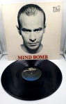 LP Disco de Vinil - The - Mind Bomb - 1989. Capa e disco em bom estado. Disco com encarte.