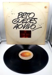 LP Disco de Vinil - Beto Guedes - Beto Guedes Ao Vivo. Capa com desgaste do tempo e com um pequeno rasgo na lateral. Disco em bom estado