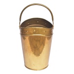 New Santander Milano. Made in Italy, Deposé. Balde em latão dourado. 44 x 31 cm.