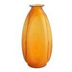 SABINO, France - Vaso de vidro artístico na cor laranja, da manufatura francesa. Corpo cilíndrico e gomado. Assinado. França. Séc. XX. 17 x 8 cm / bocal 4 cm. Apresenta bicado.