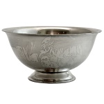 ST JAMES - Bowl em metal, espessurado a prata. Apresenta marcas do design brasileiro. Brasil. Séc. XX. 6 x 12 cm.