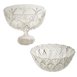 Lote constando de duas peças em cristal alemão translucido e lapidados com elementos geometrizados (18 x 20 cm) e saladeira com elementos geometrizados (10 x 23,5 cm). Pertenceu ao Espólio de Vitória Dib Bachour.