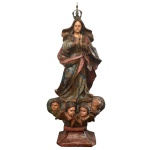 Nossa Senhora da Conceição. Imagem em madeira policromada. Acompanha coroa em prata de lei. Séc. XX. 98 cm. Base 38 cm.