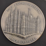 Medalha Comemorativa do Brasil, Banco do Brasil - Desde 1808 / Agora também na Itália - Milão, Data 1974, Bronze Prateado, Diâmetro 63 mm, Flor de Cunho.