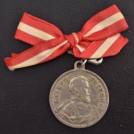 Medalha Comemorativa da Alemanha, Friedrich III - Imperador Alemão e Rei da Prússia, Data da Coroação 09 de Março de 1888, Prata, com Olhal e Fita ( Solta ), Muito Bem Conservada