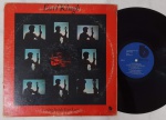 EARL KLUG "Living Inside Your Love" LP + Envelope 1976 IMPORTADO US - Jazz, Pop, Bossa.  SELO: Blue Note BN-LA667-G.  ESTADO GERAL: bom