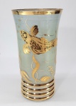 Vaso de vidro branco jateado. Decoração a ouro com frisos horizontais, carpas e vegetações aquáticas. Altura 25,3 cm. Bicado na borda.
