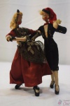 Casal Bonecos Dançarinos C/ Corpo De Algodão Dec 40. Medindo: 22cm de altura x 16cm de largura
