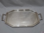 Bandeja oval facetada em prata 90 Fracalanza. Medindo 48cm x 32cm e 57,5cm alça alça.