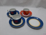 Jogo de 3 xícaras de chá com 4 pires em porcelana Vista Alegre floral.