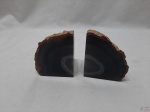 Par de chapas de ágata cinza. Medindo o par 15,5cm de comprimento x 10cm de altura.