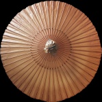 Guarda chuvas chinês em madeira. Medindo: 76 cm.