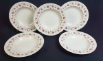 Johnson Bros - Cinco pratos fundos em faiança inglesa bordas com decoração floral. Medindo: 4 x 23 cm.